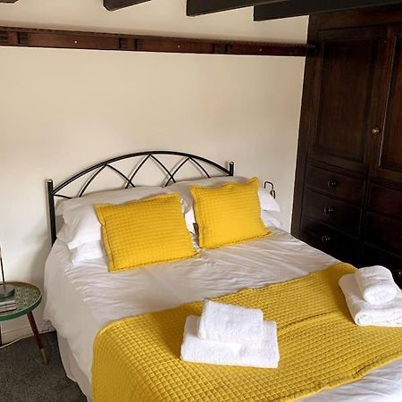 Award Winning Pet Friendly Paddock Cottage ウィットビー エクステリア 写真