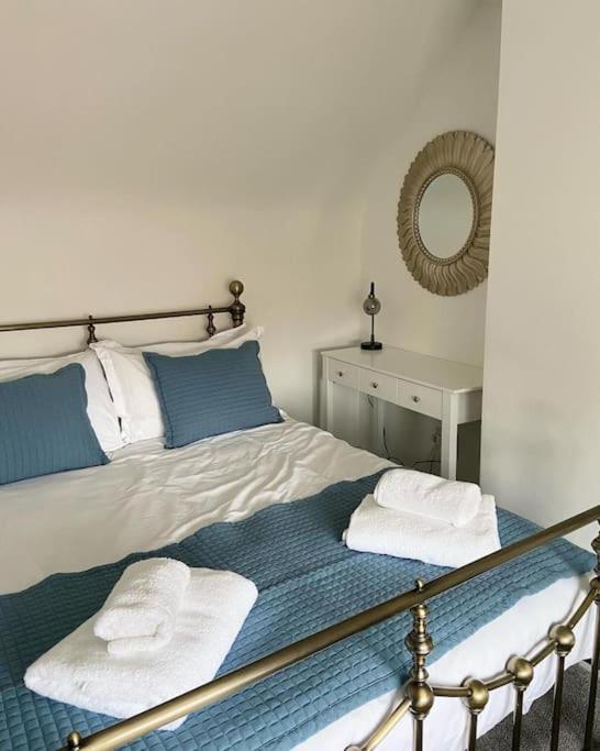 Award Winning Pet Friendly Paddock Cottage ウィットビー エクステリア 写真