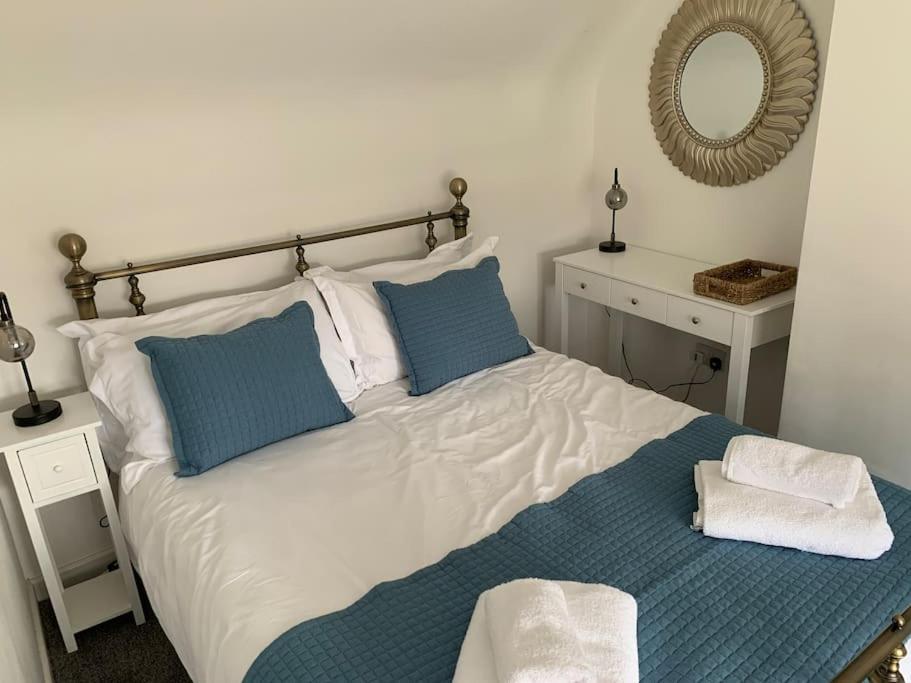 Award Winning Pet Friendly Paddock Cottage ウィットビー エクステリア 写真